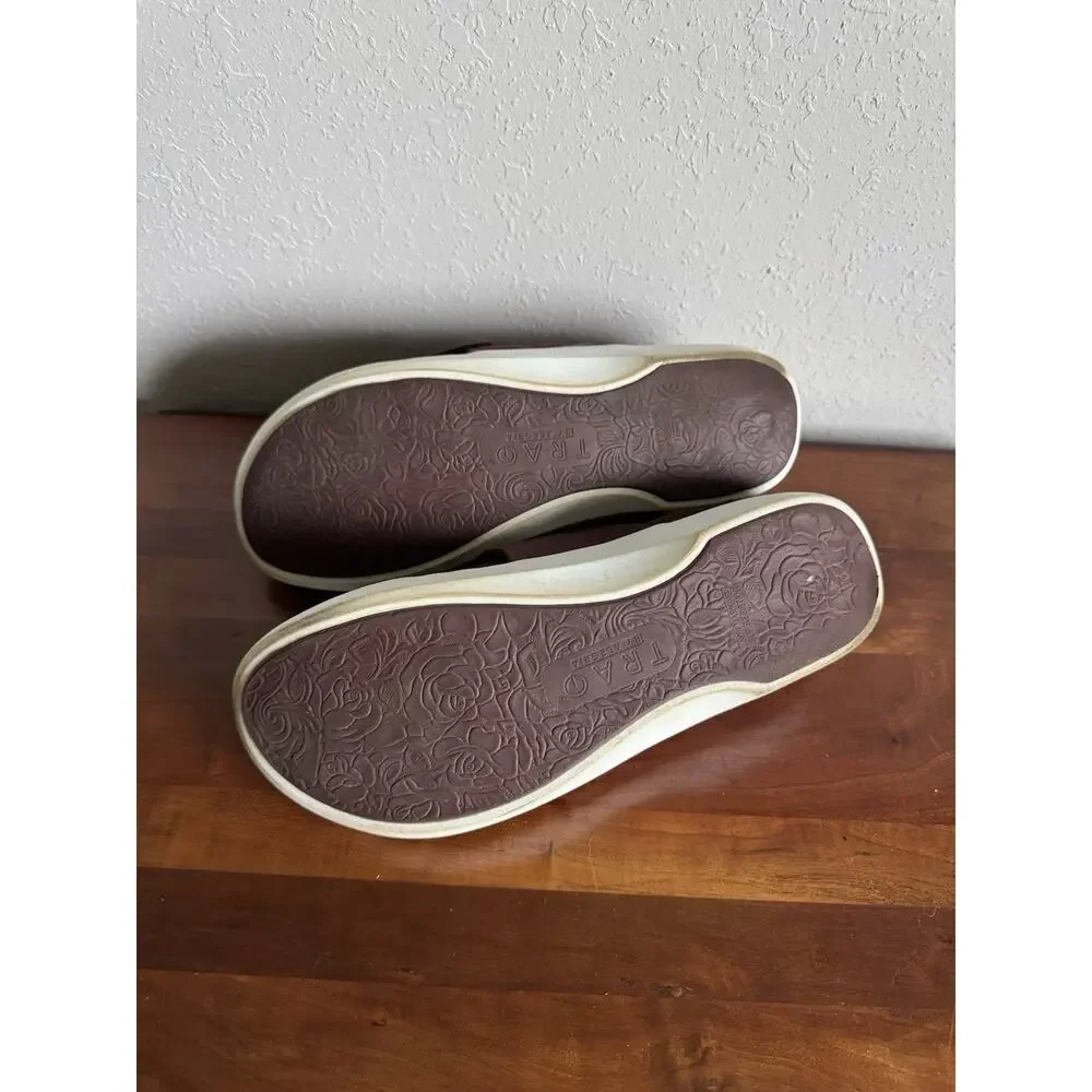 Traq by Alegria Qwuik Wine Waves Strap Slip On Sneakers Womens 42 Walking Casual